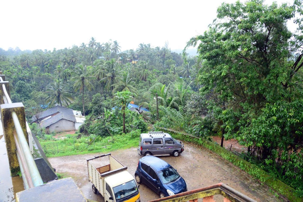 Sri Ranga Homestay Māvingundi 외부 사진
